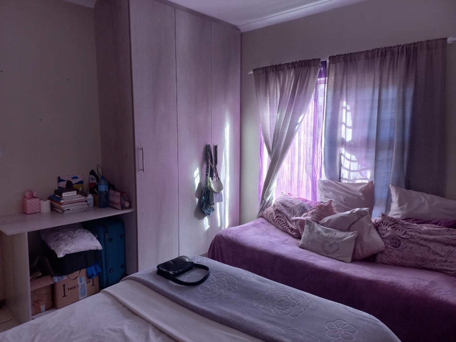 8 Bedroom Property for Sale in Keidebees Northern Cape